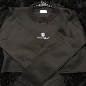 Crop long sleeve small sweater